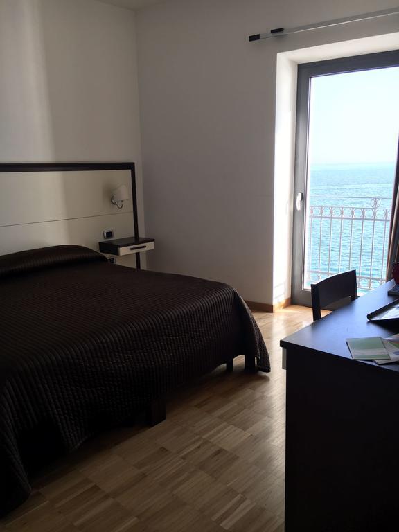 Baja Delle Sirene Taranto Exterior foto